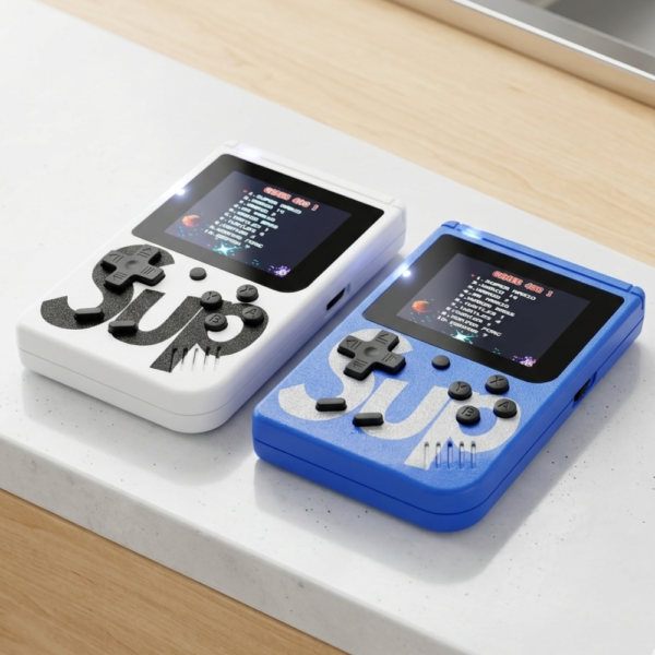 Consolas portátiles retro Sup colores blanco y azul con 400 juegos en pantalla.